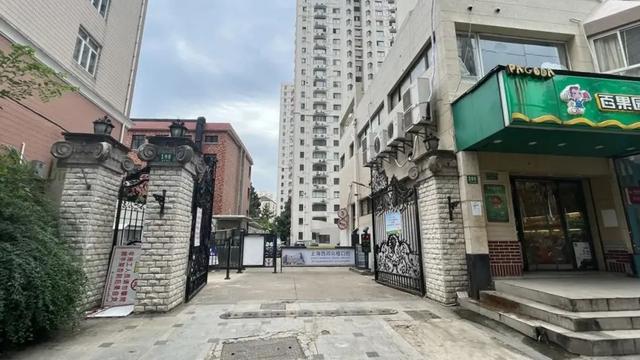 k1体育-十年品牌破解泊车困难、打造景观步道……长宁这个小区完成“超等变变变”！(图2)