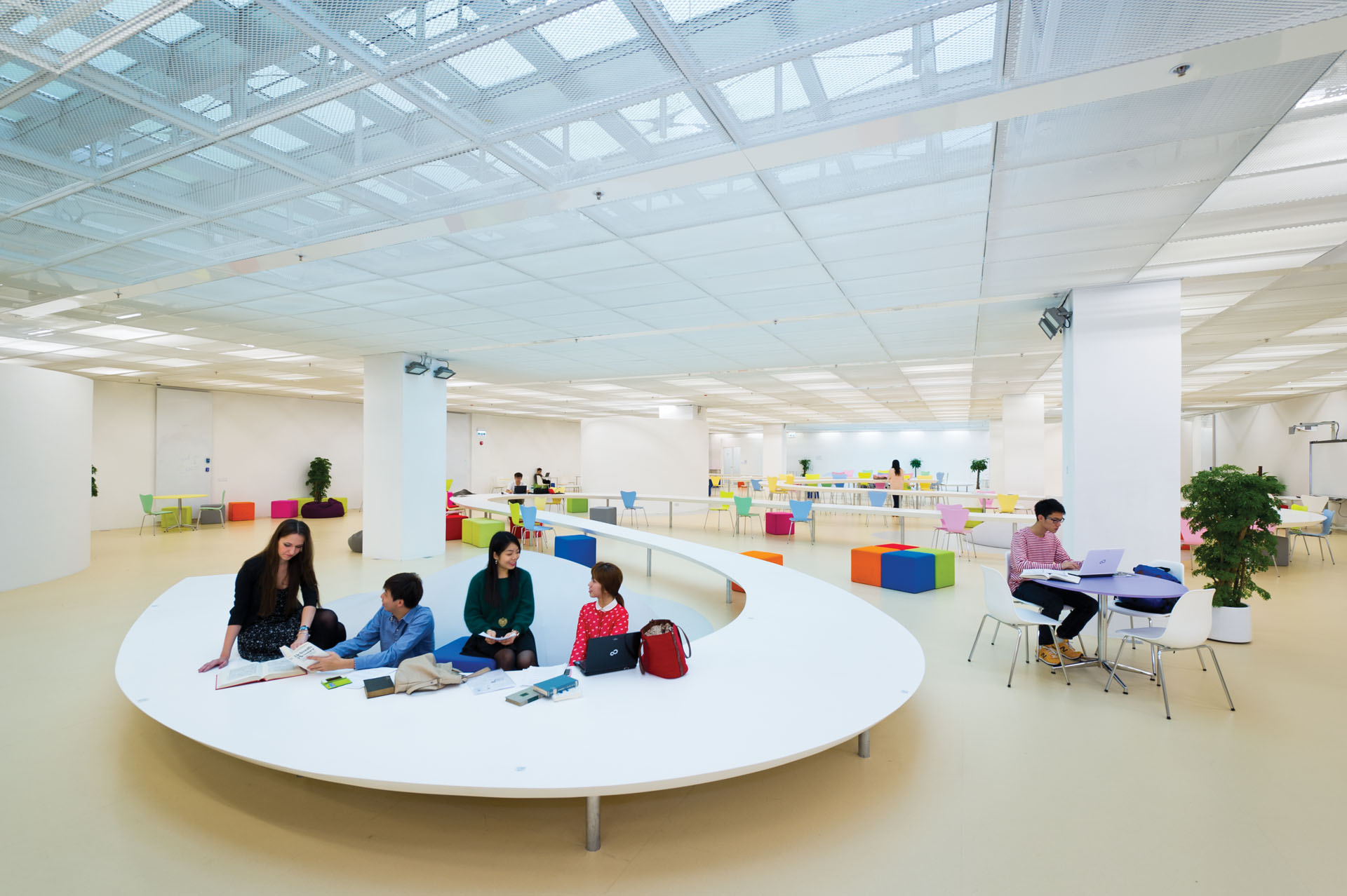 39153·k1体育2025香港中文大学本地本科生招生存划约400人(图6)